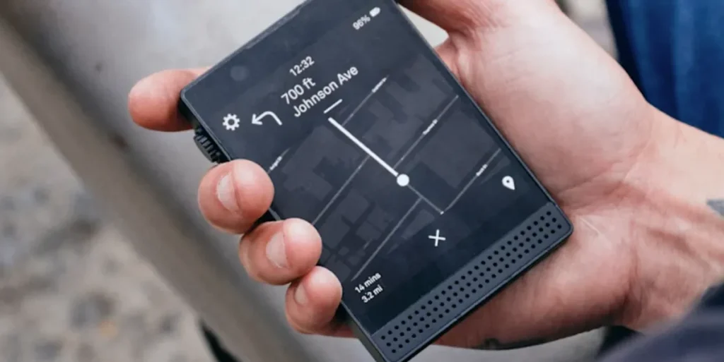 Light Phone 3